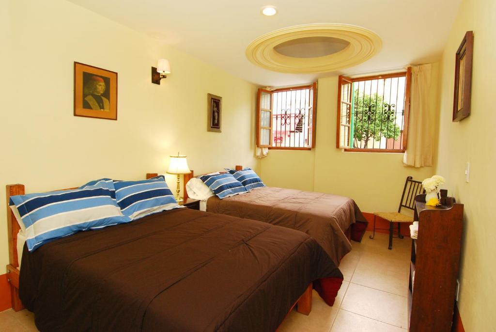 Olga Querida B&B Hostal Гуадалахара Екстериор снимка