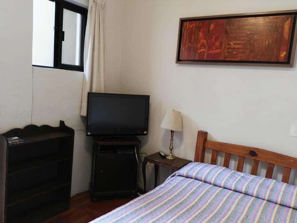 Olga Querida B&B Hostal Гуадалахара Екстериор снимка